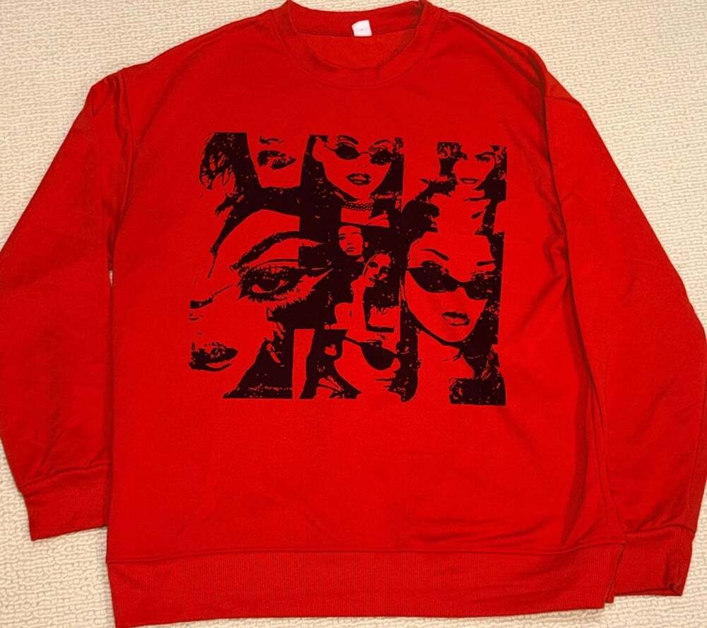 SINNERS PASSPORT Crewneck – THE CAST,